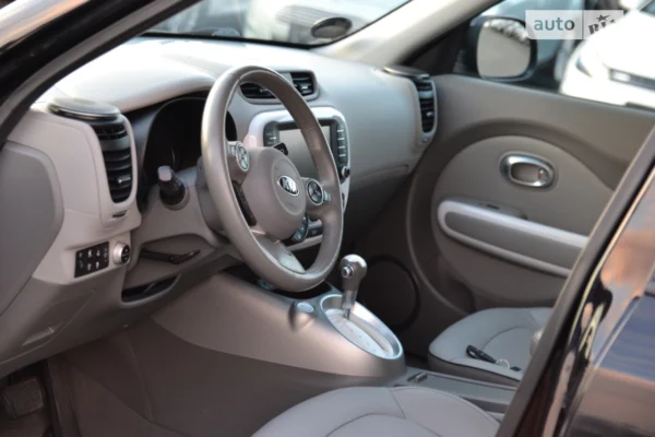 kia_soul__563524253hd