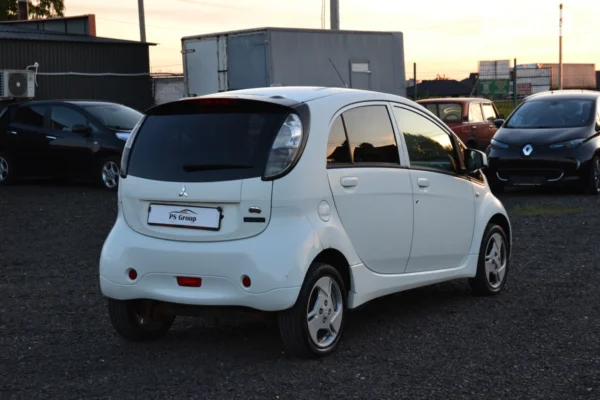 mitsubishi_i-miev__556819558hd