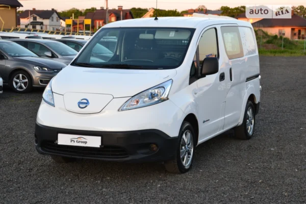 nissan_e-nv200__551016356hd