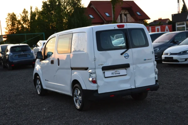 nissan_e-nv200__551016388hd