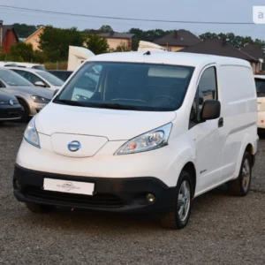 Nissan e-NV200 2015