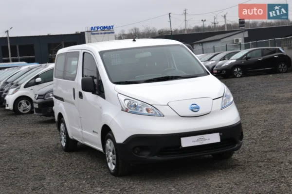 nissan_e-nv200__578428206hd