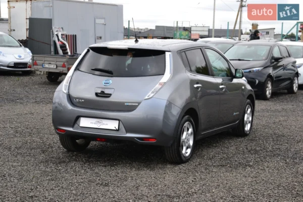 nissan_leaf__572561664hd