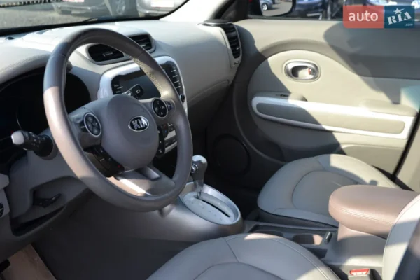 kia_soul__593494848hd