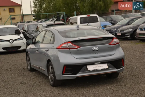 hyundai_ioniq__601702125hd