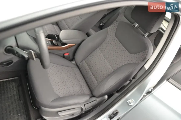 hyundai_ioniq__601702190hd