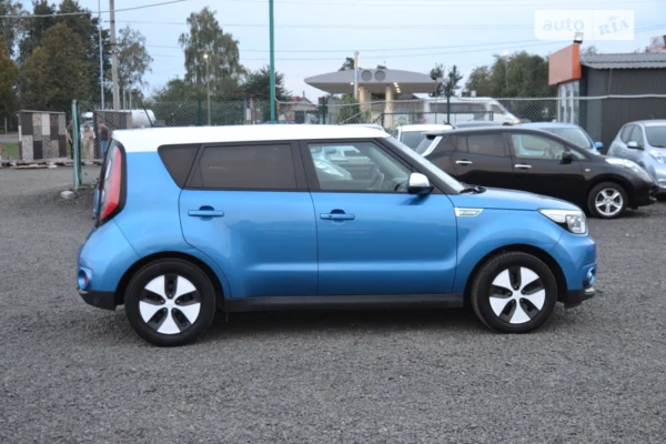 kia_soul__570340919hd