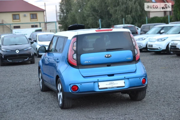 kia_soul__570340965hd
