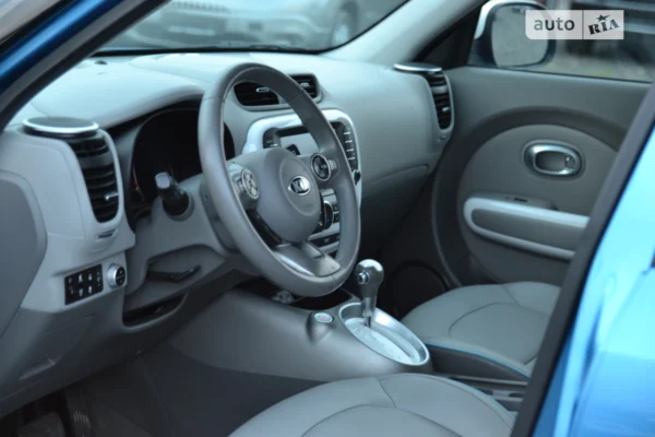 kia_soul__570341056hd