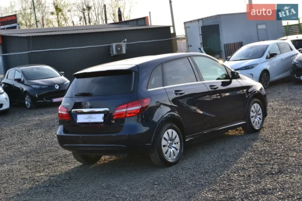 mercedes-benz_b-class__595330810hd