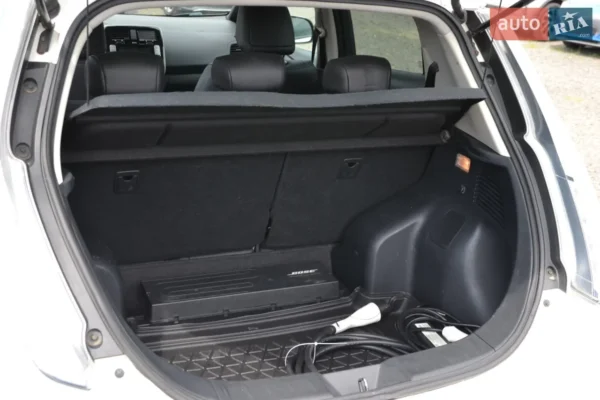 nissan_leaf__602205396hd