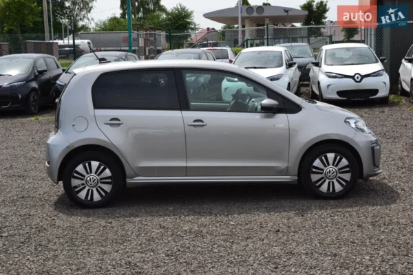 volkswagen_up__601965653hd