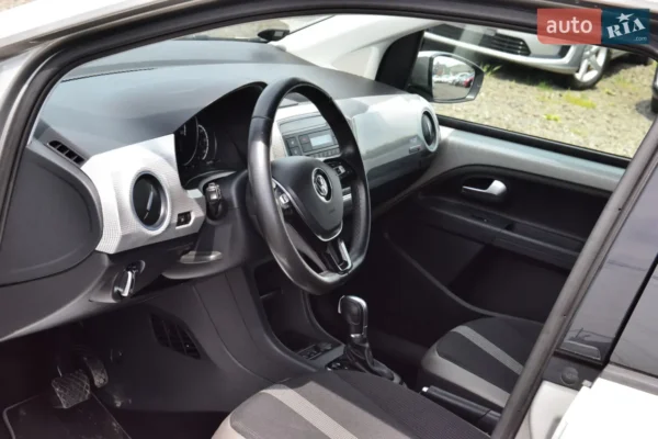 volkswagen_up__601965673hd