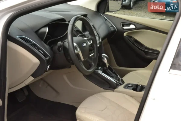 ford_focus__608058929hd