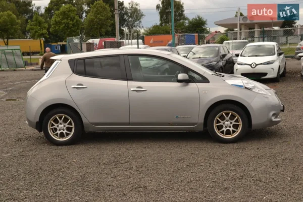 nissan_leaf__607963677hd