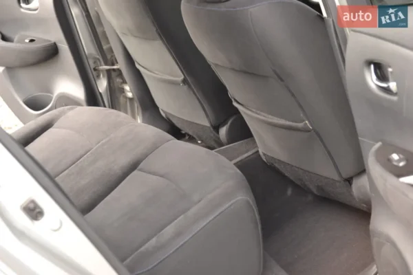 nissan_leaf__607963704hd