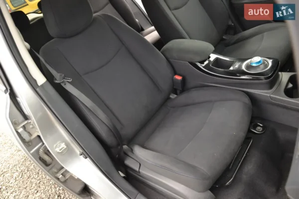 nissan_leaf__607963709hd