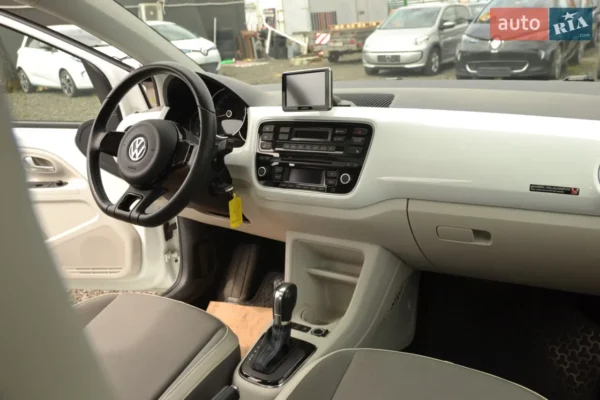 volkswagen_e-up__607950727hd