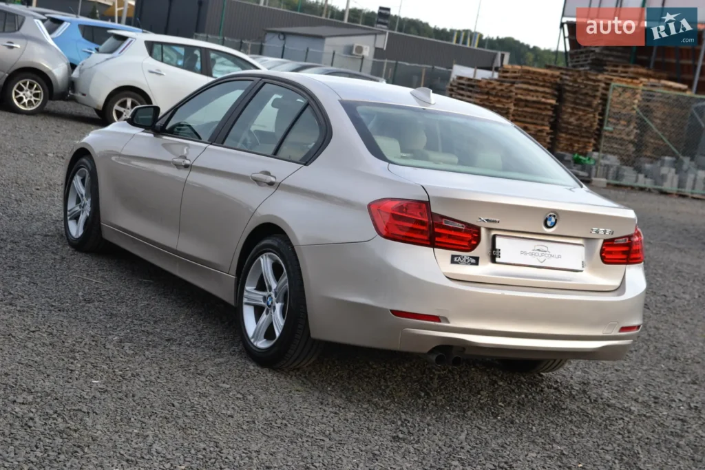 BMW 3 Series 2013 — фото 9