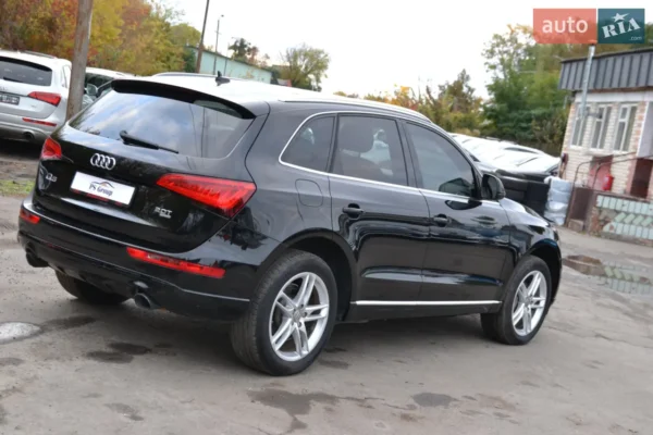audi_q5__619416619hd