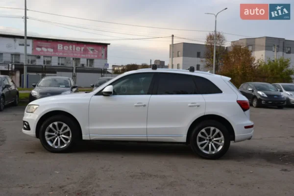 audi_q5__620160010hd