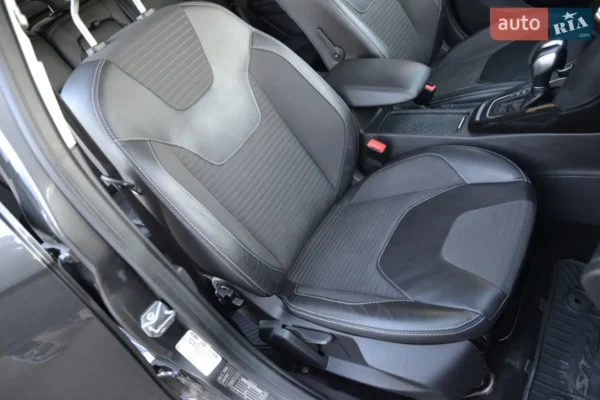 ford_focus__620156121hd