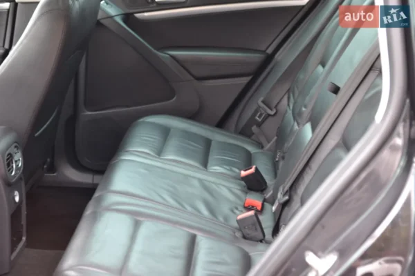 volkswagen_tiguan__619425601hd