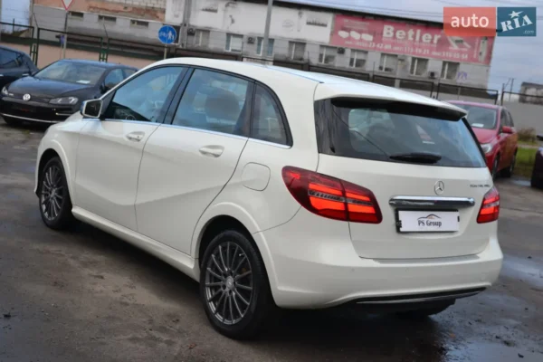 mercedes-benz_b-class__623030973hd