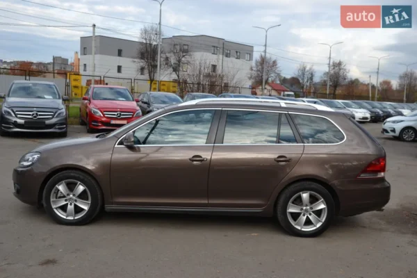 volkswagen_golf__621384791hd