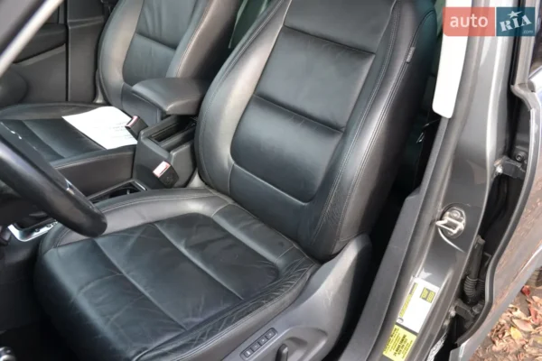 volkswagen_tiguan__621392134hd