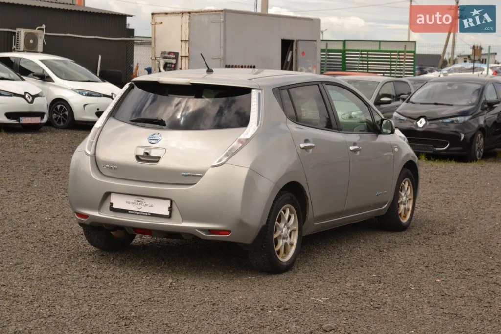 Nissan Leaf 2014 — фото 7