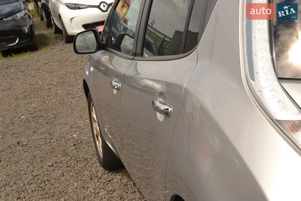 Nissan Leaf 2014 — фото 16
