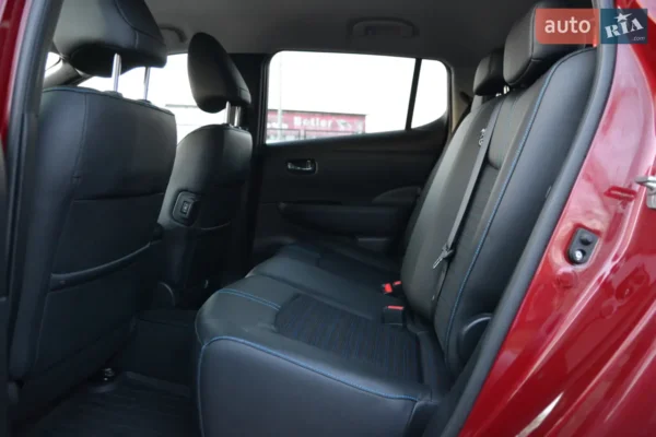 nissan_leaf__628367473hd