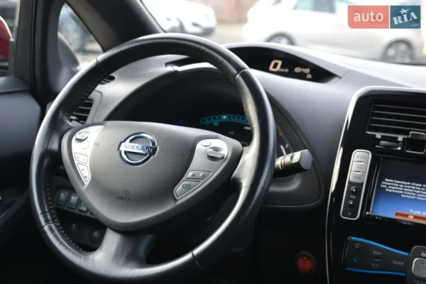 nissan_leaf__628424196hd