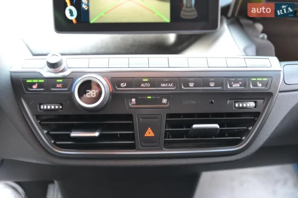 bmw_i3__637185055hd