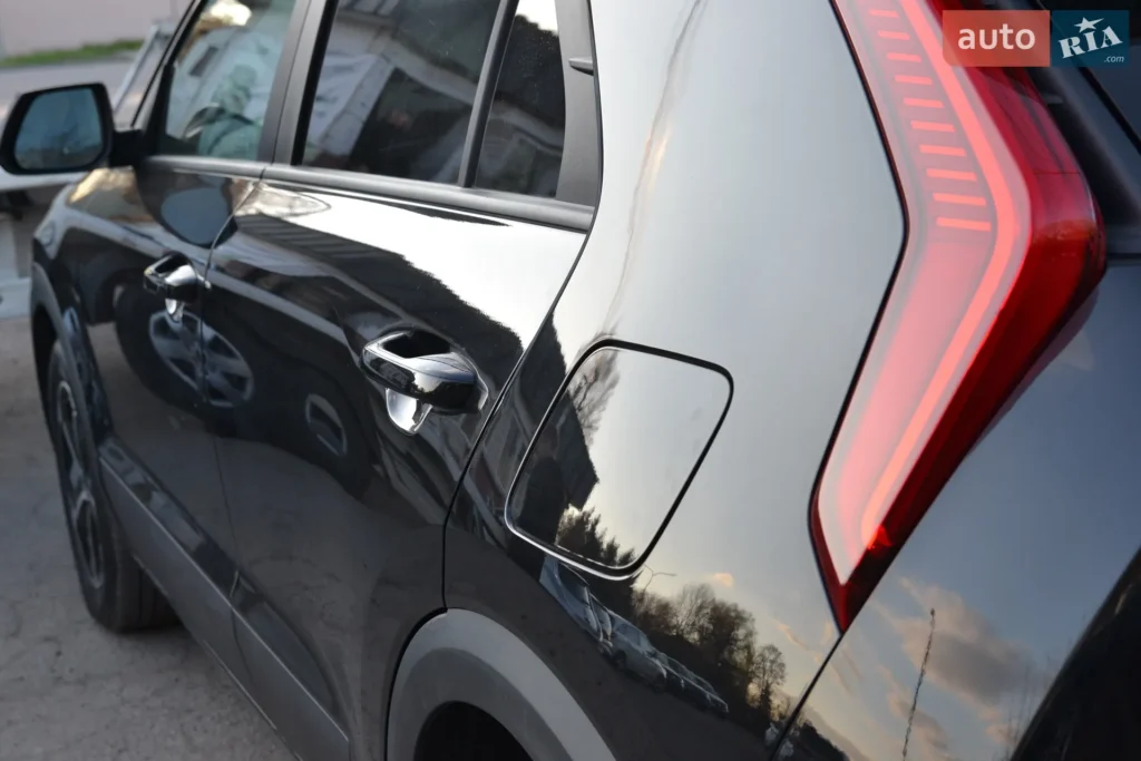 Kia Niro 2023 — фото 17