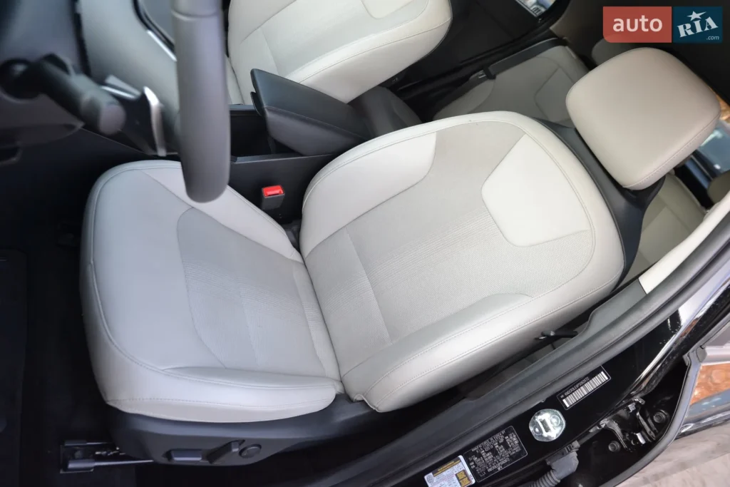 Kia Niro 2023 — фото 19