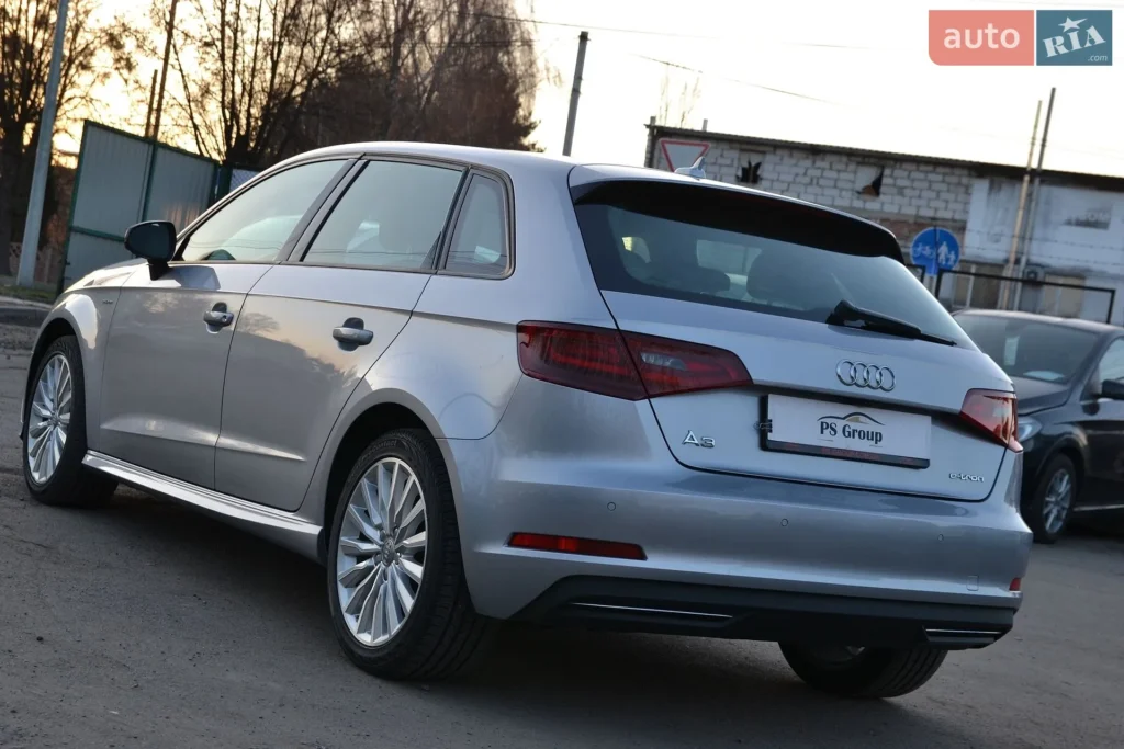 Audi A3 2016 — фото 11