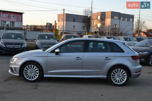 audi_a3__642483153hd