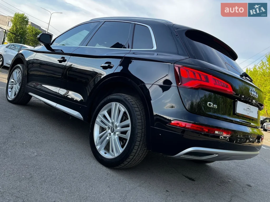 Audi Q5 2018 — фото 11