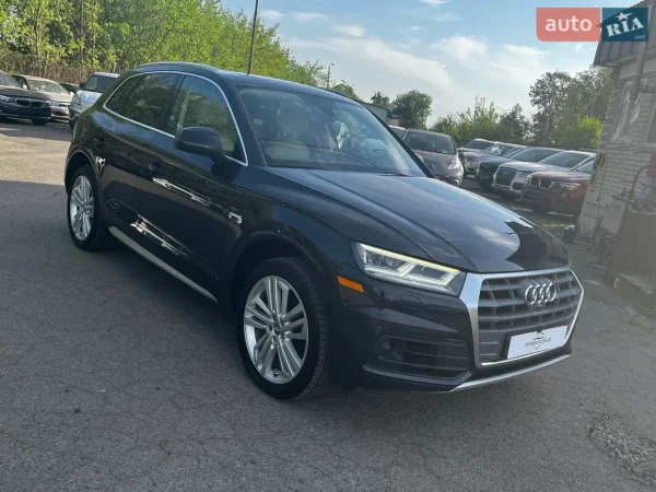 audi_q5__642478949hd