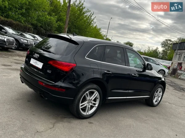 audi_q5__643026559hd