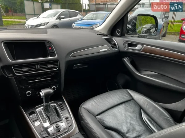 audi_q5__643026618hd