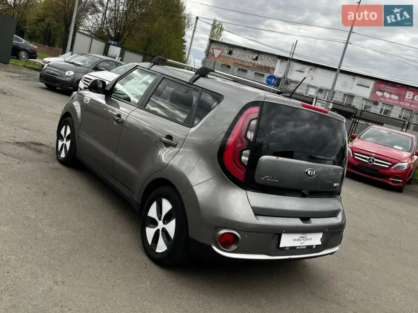 kia_soul__640611200hd