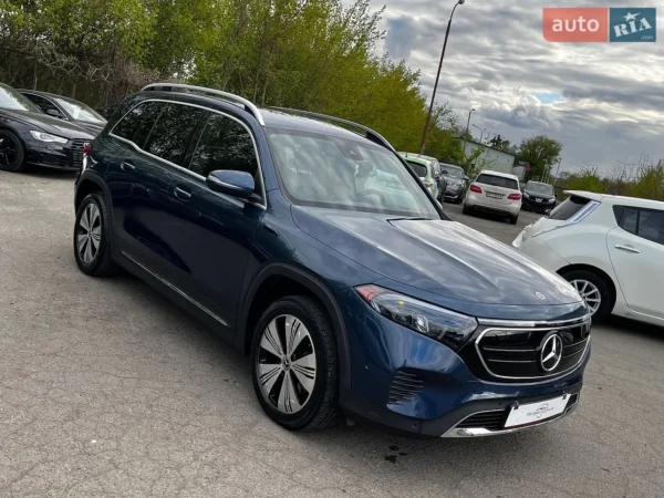 mercedes-benz_eqb__642512494hd