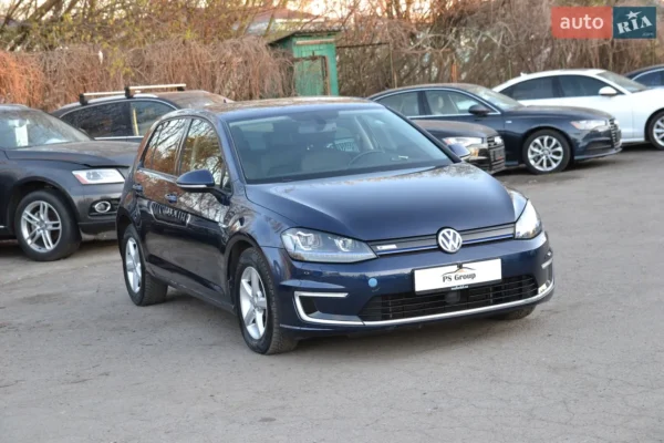 volkswagen_e-golf__639060381hd
