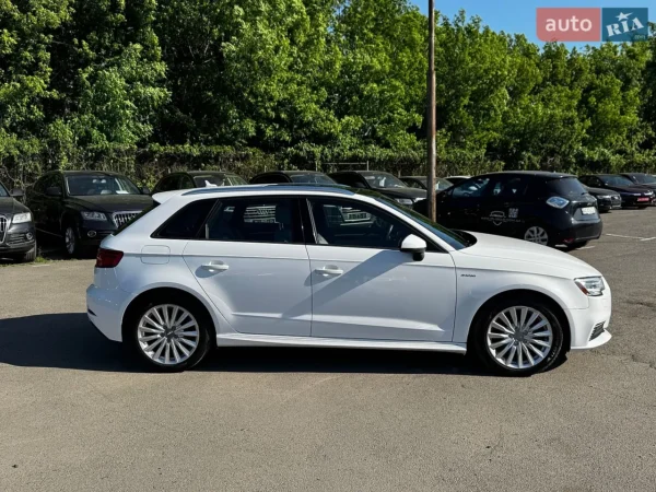 audi_a3__644053654hd