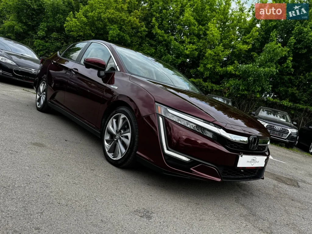 Honda Clarity 2018 — фото 5