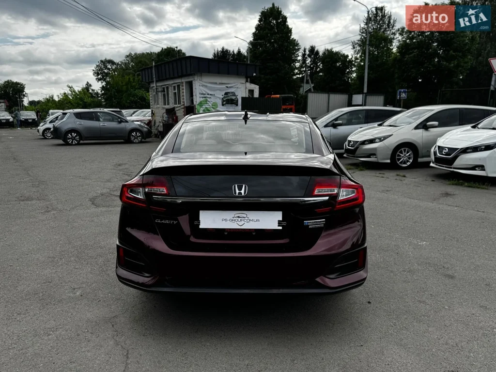 Honda Clarity 2018 — фото 9