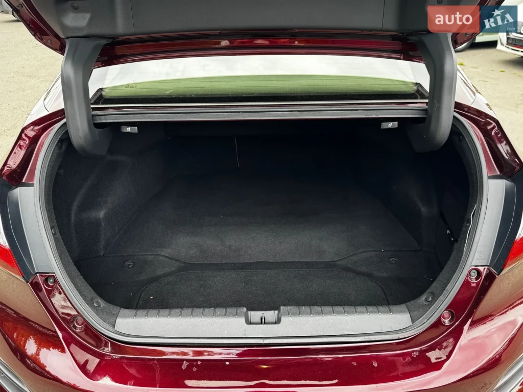 Honda Clarity 2018 — фото 11